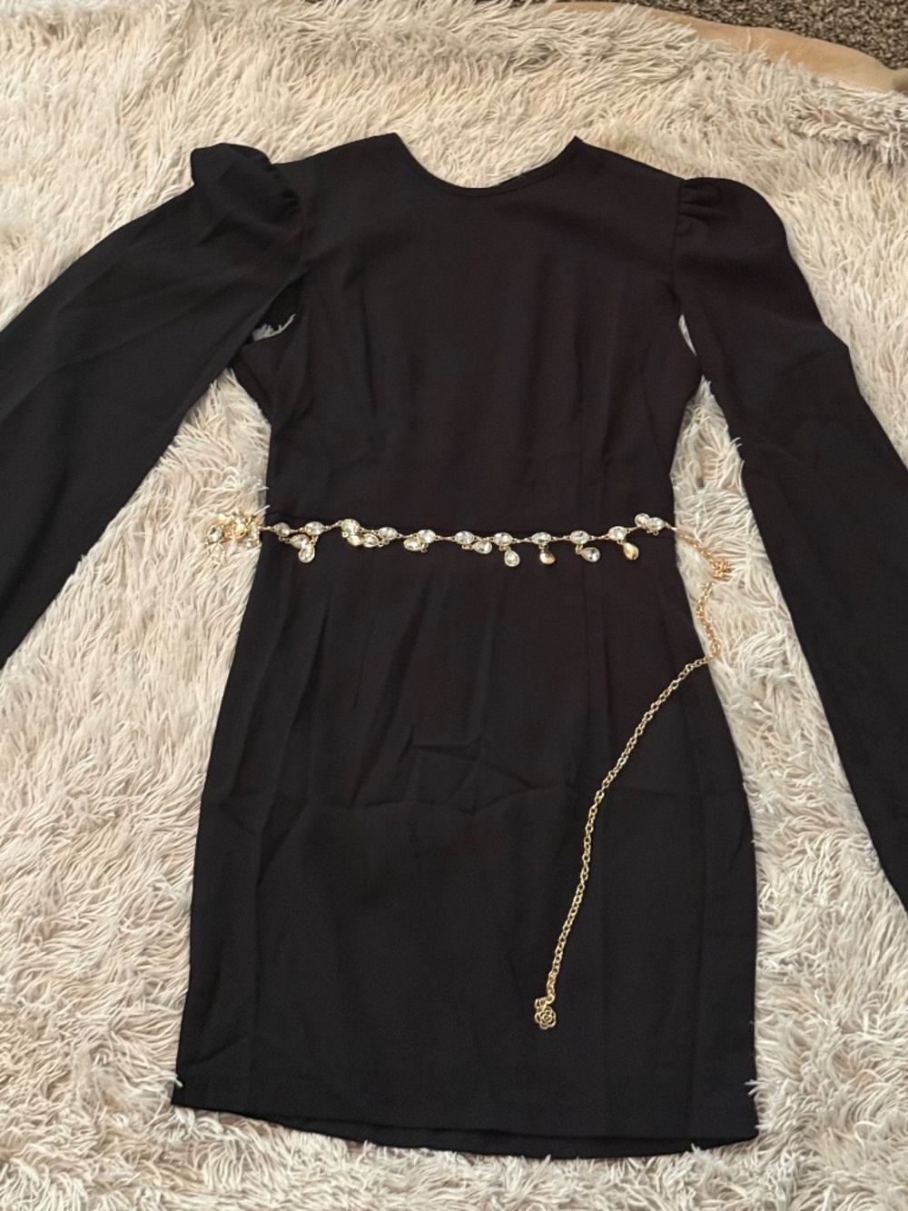 Backless dress